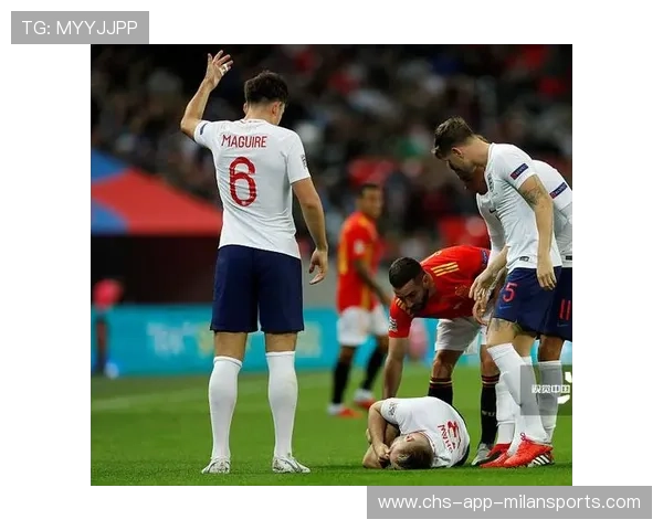 足球奇迹瞬间：后卫门线救险，差点变成丢球的惊魂一幕