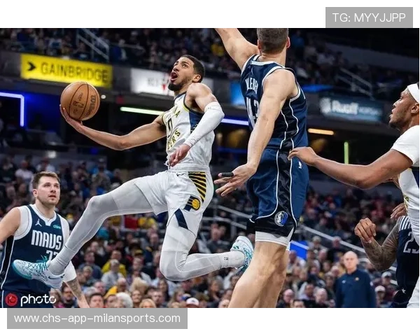 步行者外线火力强劲，连续命中三分引全场欢呼，户步行者